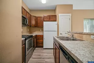 1544 Tripp (-1546) St SE, Salem, OR 97302 - Photo 17