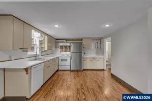 3270 Brown Rd NE, Salem, OR 97305 - Photo 11