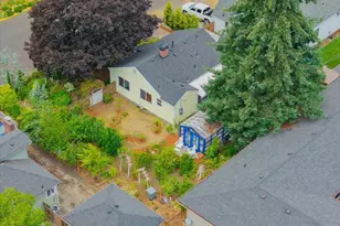 622 SW Hayter St, Dallas, OR 97338 - Photo 41