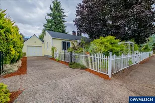 622 SW Hayter St, Dallas, OR 97338 - Photo 27