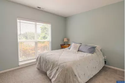 381 Silver Hills Cir SE, Salem, OR 97306 - Photo 33