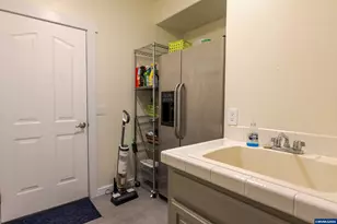 381 Silver Hills Cir SE, Salem, OR 97306 - Photo 19