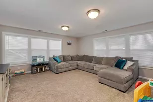 4889 Whitewater St NE, Salem, OR 97305 - Photo 25