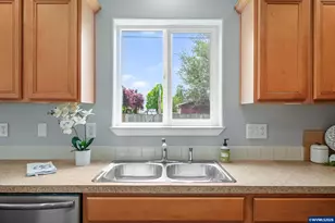 2808 20th Av SE, Albany, OR 97322 - Photo 17