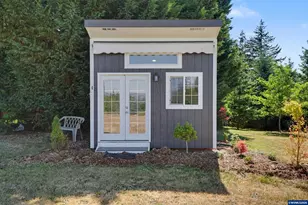 30090 Vicki Ln, Lebanon, OR 97355 - Photo 41