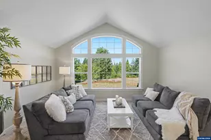 30090 Vicki Ln, Lebanon, OR 97355 - Photo 7