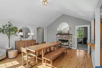 30090 Vicki Ln, Lebanon, OR 97355 - Photo 15