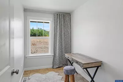 30090 Vicki Ln, Lebanon, OR 97355 - Photo 27