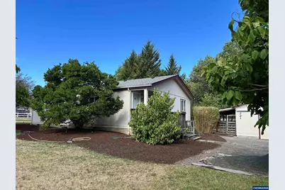 721 N 12th St, Philomath, OR 97370 - Photo 1