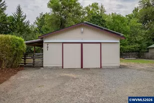 721 N 12th St, Philomath, OR 97370 - Photo 11