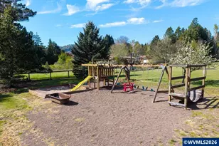 2035 Primrose Lp, Philomath, OR 97370 - Photo 43
