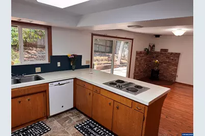 3435 NW Circle Bl, Corvallis, OR 97330 - Photo 15