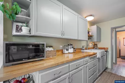 1510 S 10th St, Lebanon, OR 97355 - Photo 7