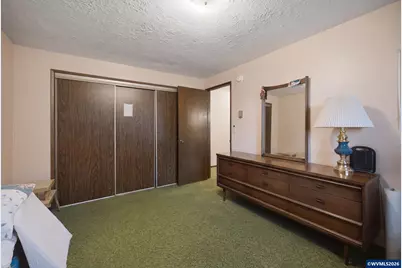 334 S Cascade Dr, Woodburn, OR 97071 - Photo 13
