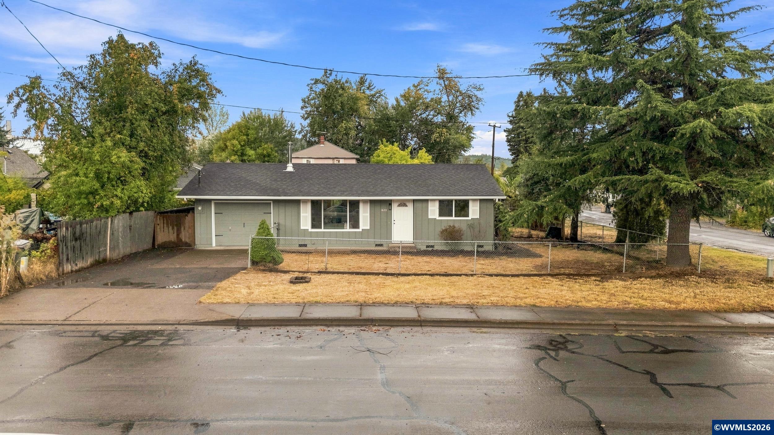 1635 Pioneer St, Philomath, OR 97370 - MLS 843638 - Coldwell Banker