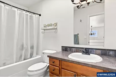 195 Picture St, Independence, OR 97351 - Photo 35