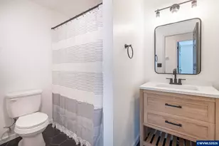 330 NW Denton St, Dallas, OR 97338 - Photo 27