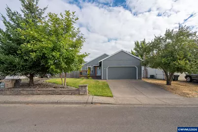 330 NW Denton St, Dallas, OR 97338 - Photo 1