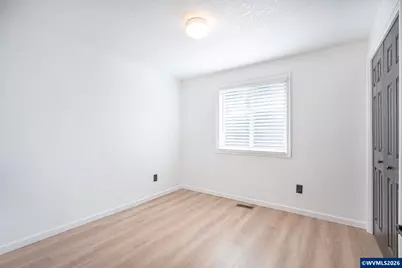 330 NW Denton St, Dallas, OR 97338 - Photo 25