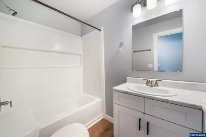 415 S 11th St, Independence, OR 97351 - Photo 23