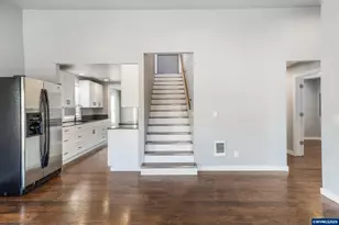 415 S 11th St, Independence, OR 97351 - Photo 17