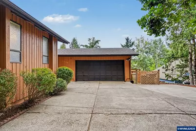 2026 NW Christopher Pl, Corvallis, OR 97330 - Photo 5