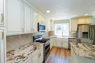 692 Burgundy Ave NE, Keizer, OR 97303 - Photo 7