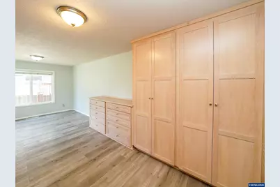 692 Burgundy Av NE, Keizer, OR 97303 - Photo 17