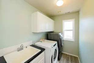 692 Burgundy Ave NE, Keizer, OR 97303 - Photo 33