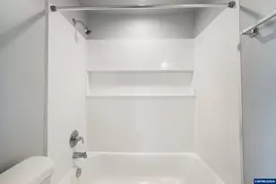 415 S 11th St, Independence, OR 97351 - Photo 29