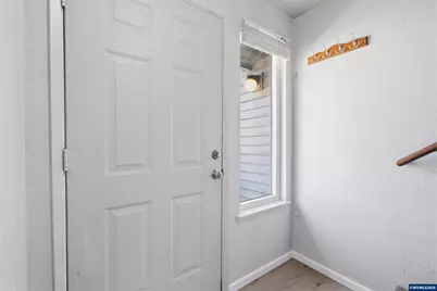 2555 SW Pickford #B St, Corvallis, OR 97333 - Photo 5