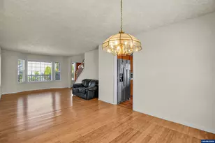 4920 Countryside Dr NE, Salem, OR 97305 - Photo 5