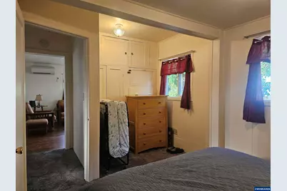 466 S 6 St, Independence, OR 97351 - Photo 7