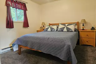 466 S 6th St, Independence, OR 97351 - Photo 5