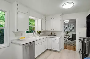 611 NW 30th St, Corvallis, OR 97330 - Photo 21
