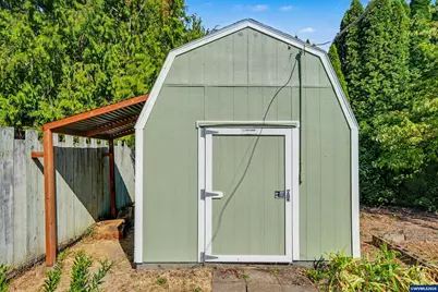 611 NW 30th St, Corvallis, OR 97330 - Photo 45