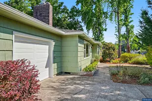 611 NW 30th St, Corvallis, OR 97330 - Photo 3