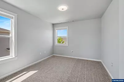 1369 S 10th St, Independence, OR 97351 - Photo 39