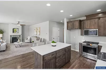 1369 S 10th St, Independence, OR 97351 - Photo 13
