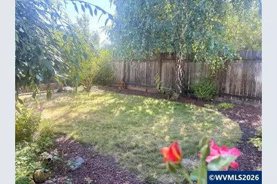 1642 SE Cortland Av, Dallas, OR 97338 - Photo 3