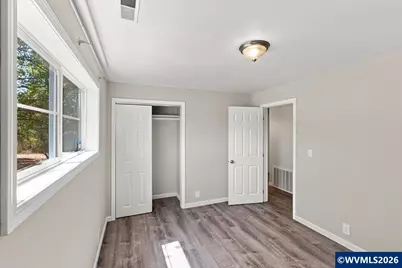 486 Oregon St, Lebanon, OR 97355 - Photo 11