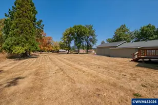 486 Oregon St, Lebanon, OR 97355 - Photo 37
