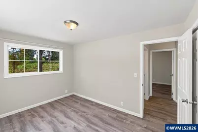 486 Oregon St, Lebanon, OR 97355 - Photo 13