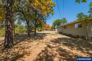 486 Oregon St, Lebanon, OR 97355 - Photo 33