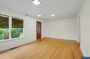 970 Heather Ln SE, Salem, OR 97302 - Photo 9