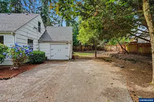 970 Heather Ln SE, Salem, OR 97302 - Photo 5