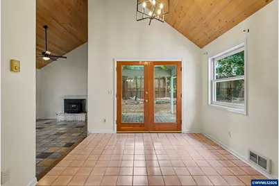 970 Heather Ln SE, Salem, OR 97302 - Photo 15