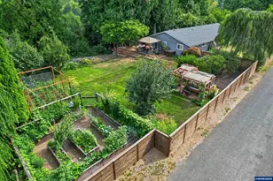 8951 S Good Ln, Canby, OR 79013 - Photo 3
