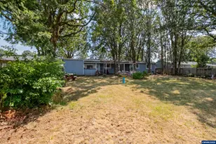 183 W Cedar Dr, Lebanon, OR 97355 - Photo 35
