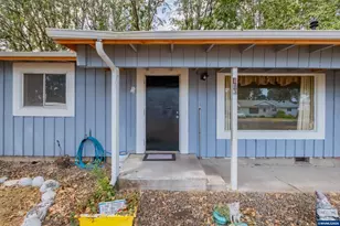 183 W Cedar Dr, Lebanon, OR 97355 - Photo 5